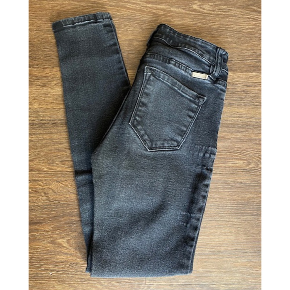 Vici Kancan Skinny Black washed Jeans.  Size 1/24